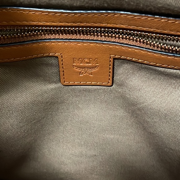 MCM Soft Berlin Drawstring Bag - Picture 4 of 14